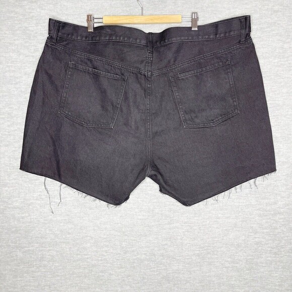 Old Navy High Rise Slouchy Straight Cut Off Jean Shorts Size 26 black distressed - Picture 3 of 4